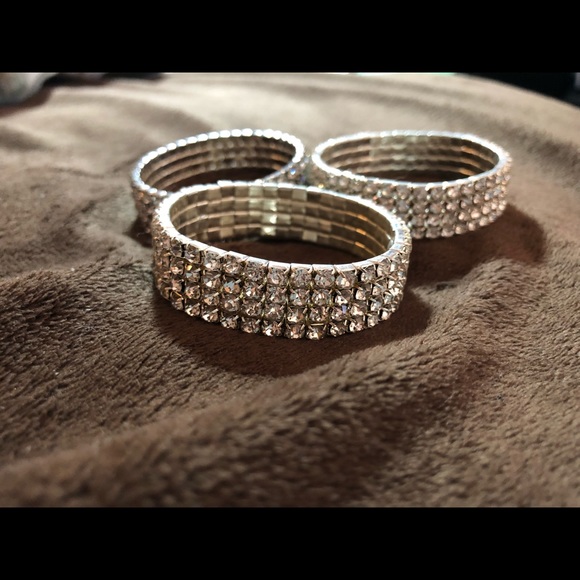3 BEAUTIFUL BRACELETS NWOT - Picture 2 of 4
